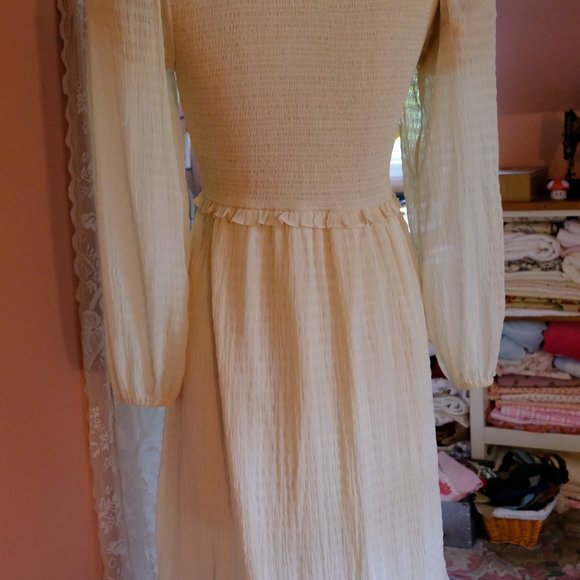 Lovely Cottagecore Dress - Picture 5 of 5